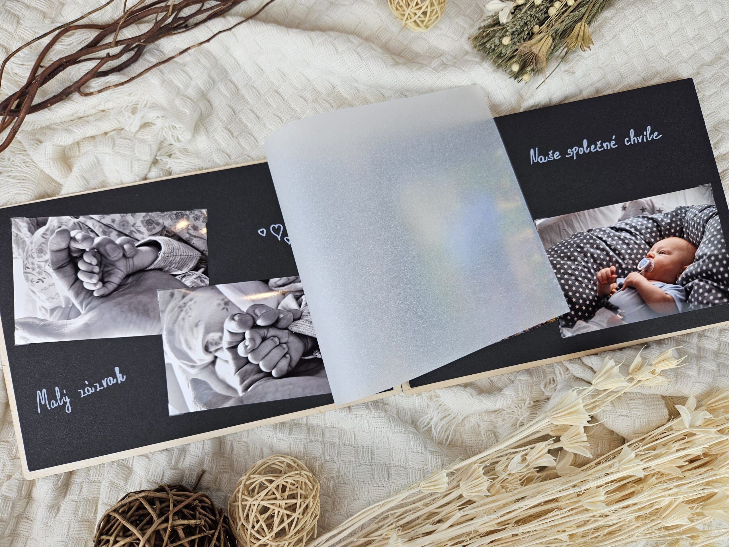 Fotoalbum se jménem | Design srdíček - Image 13