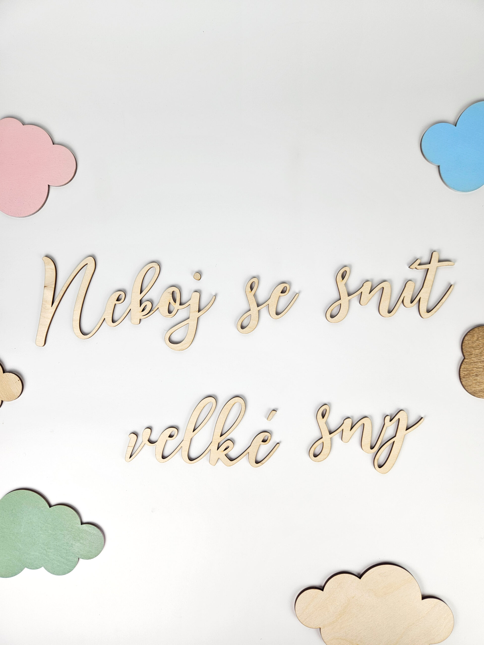 Dřevěný nápis