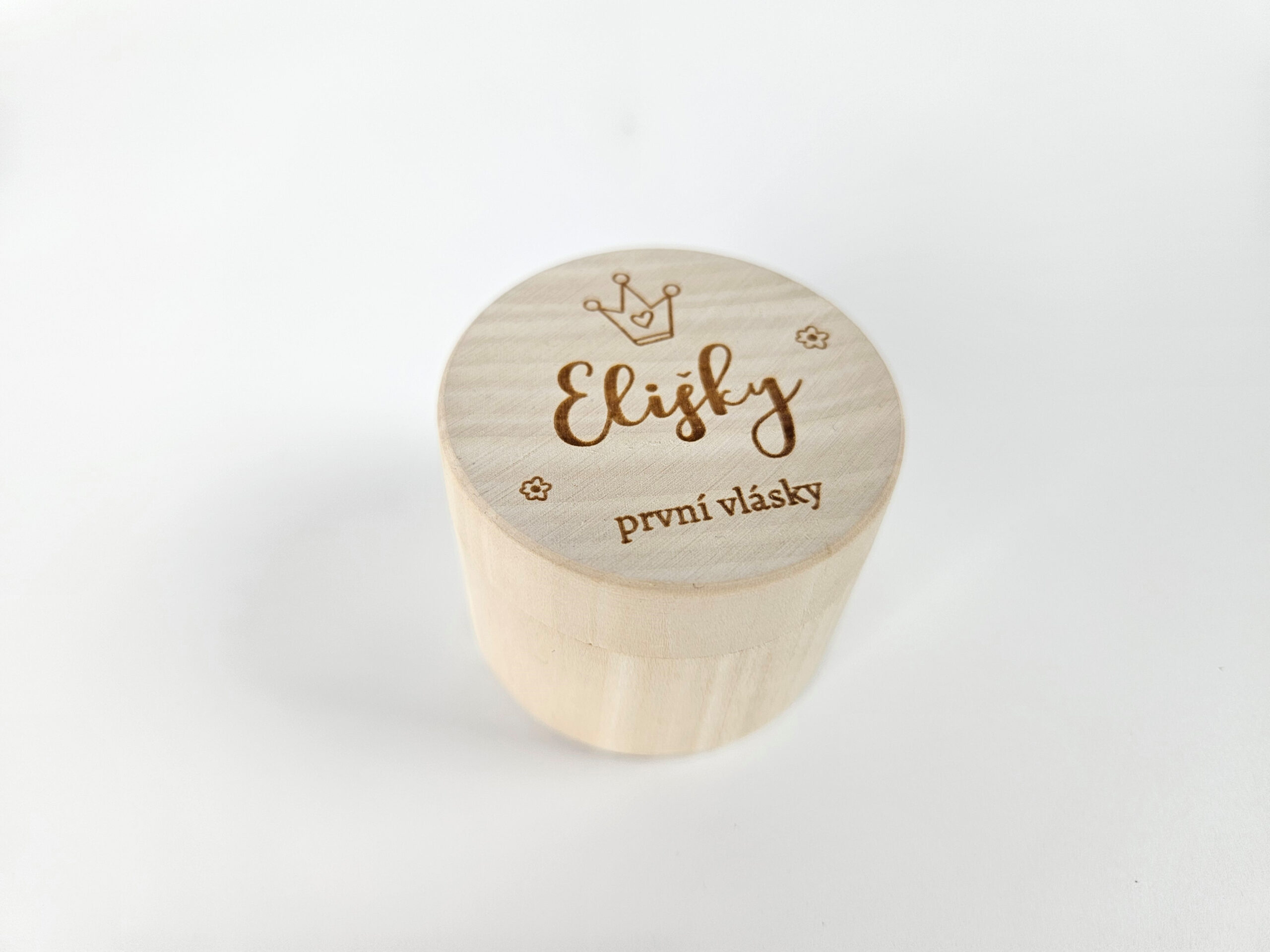 Dřevěná krabička na zoubky a vlásky