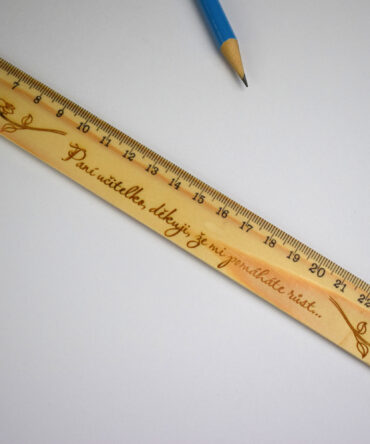 pravítko